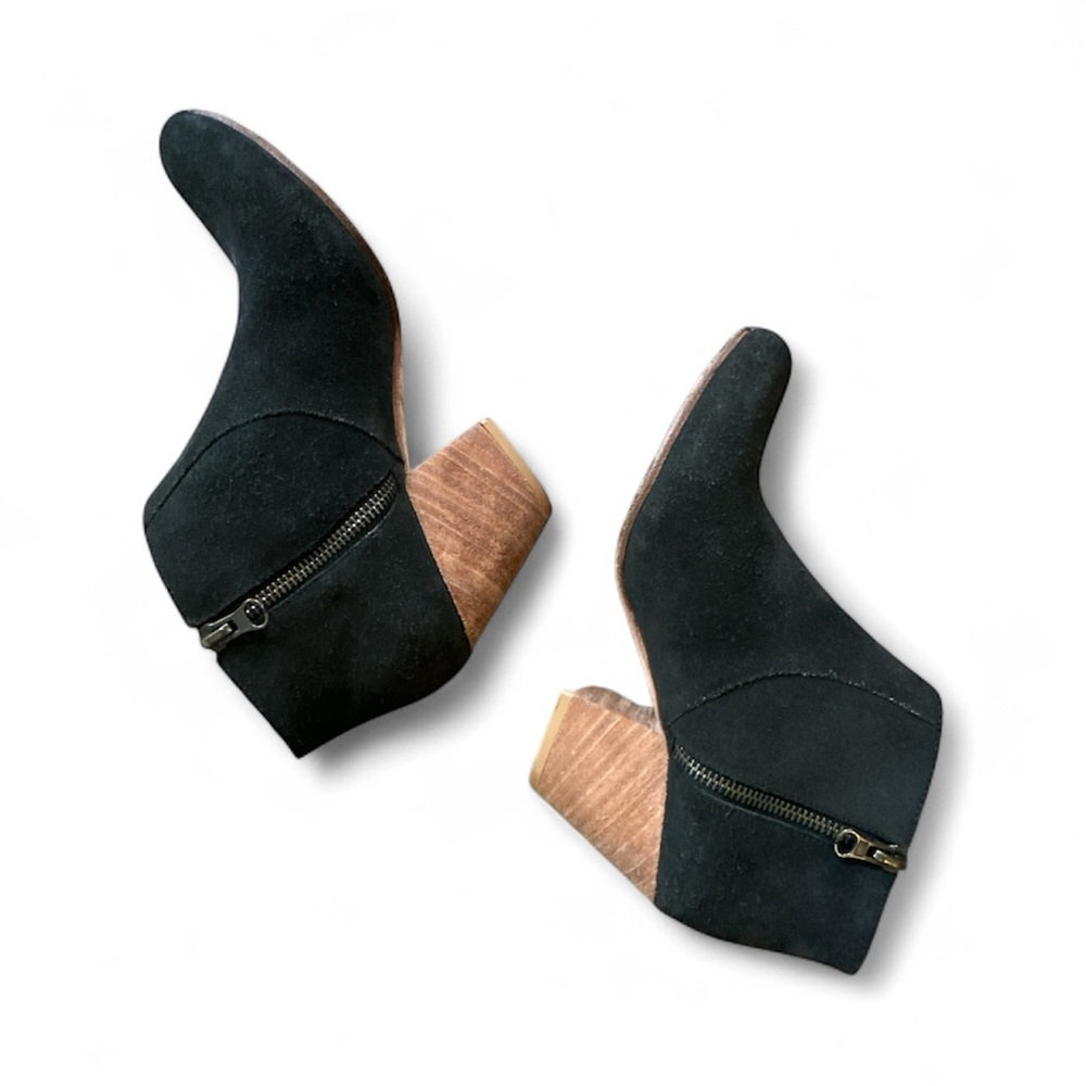 FORTRESS OF INCA Black Seuede Block Heeled Ankle Booties Neutral Boots, Size 7